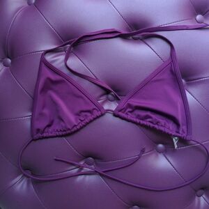 Victoria’s Secret bikini top